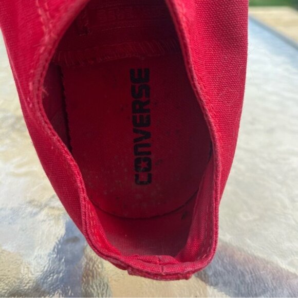 Converse Chuck Taylor All Star Low Tops Red Size Men's 10, Women's 12 - Picture 7 of 12